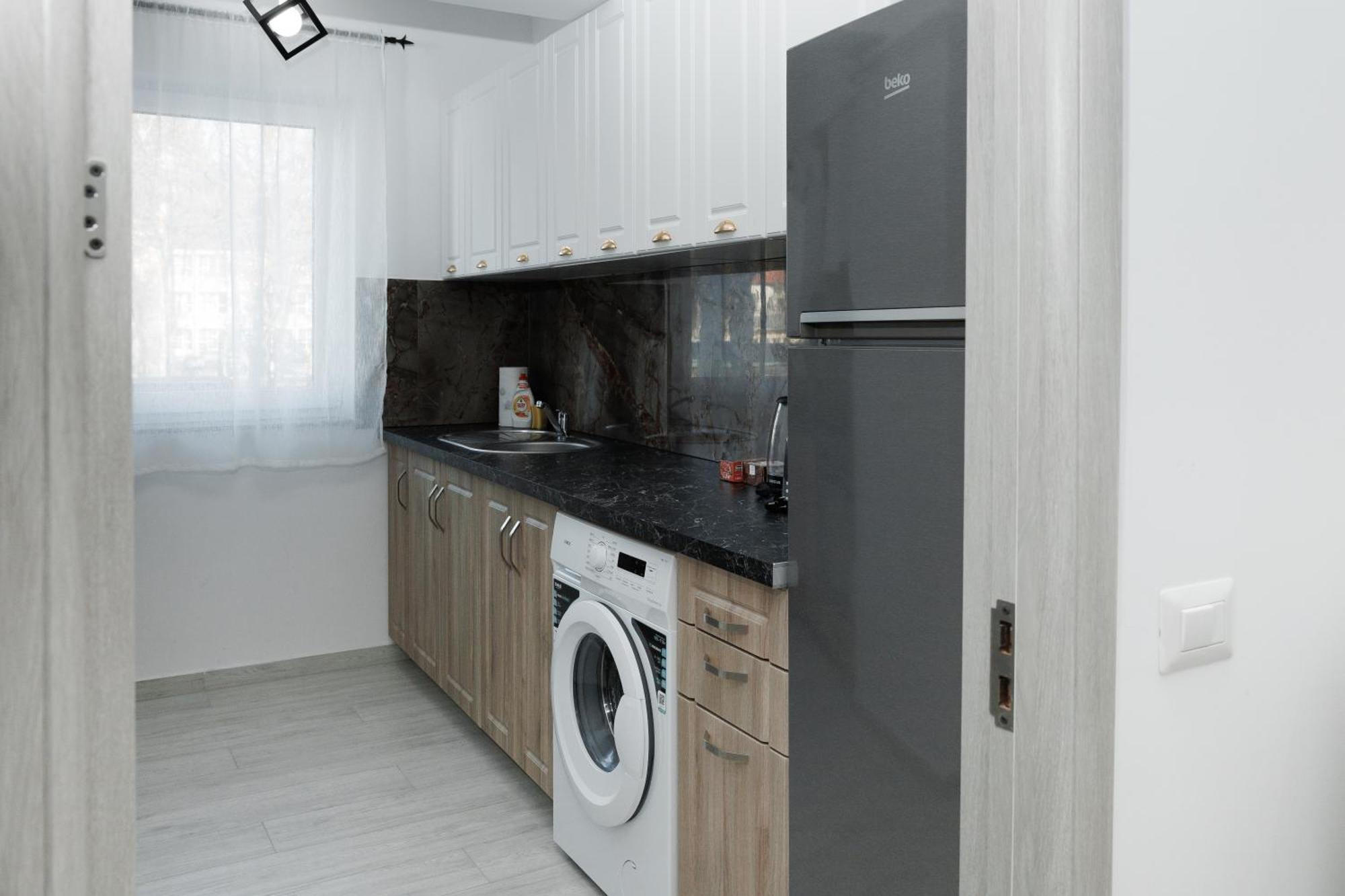 Cozy Aparthotel K Suceava Buitenkant foto