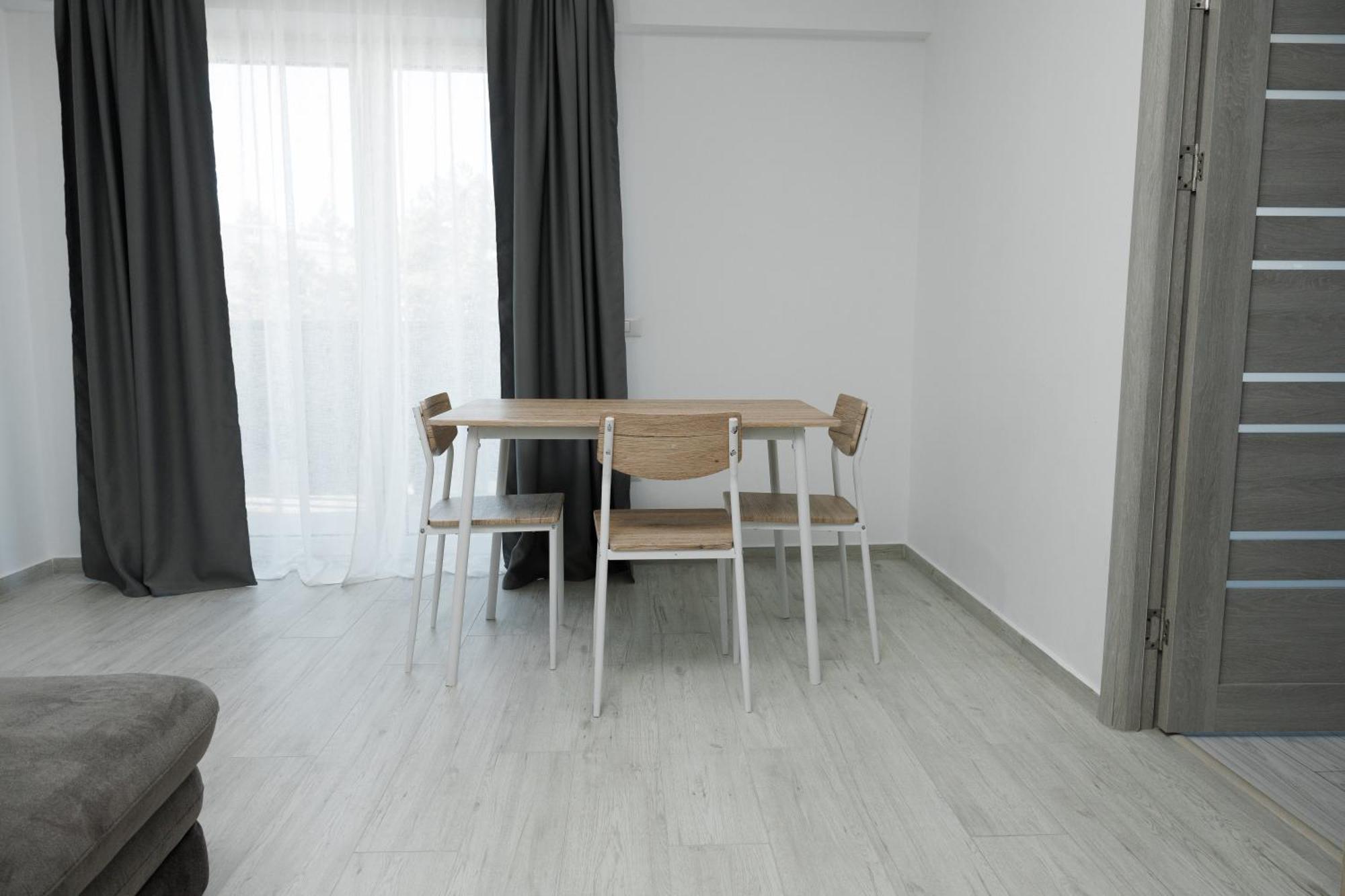Cozy Aparthotel K Suceava Buitenkant foto